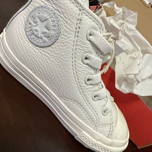 White Vintage Converse high top. Toddler size 8